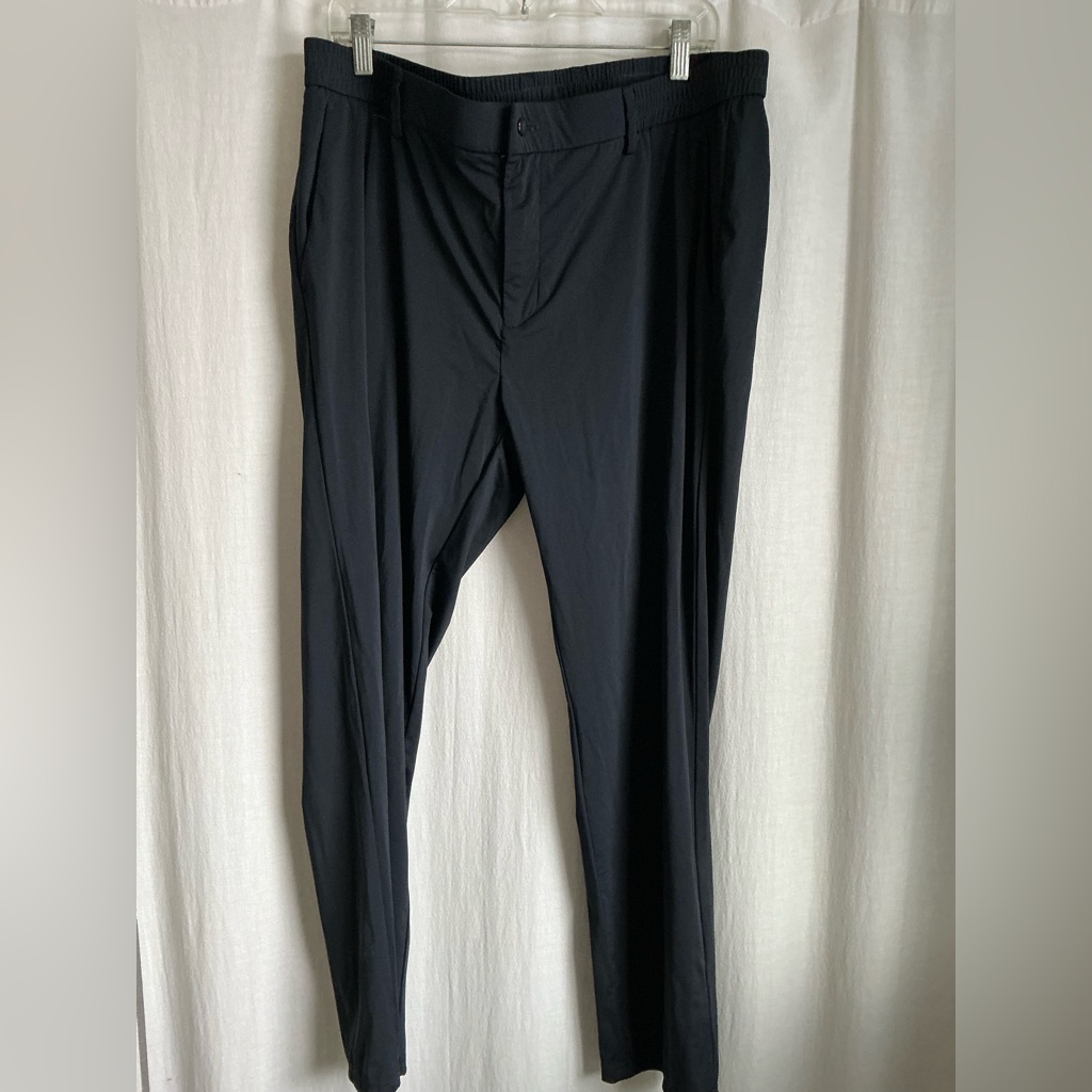 Lululemon Men's Navy Lightweight Pants